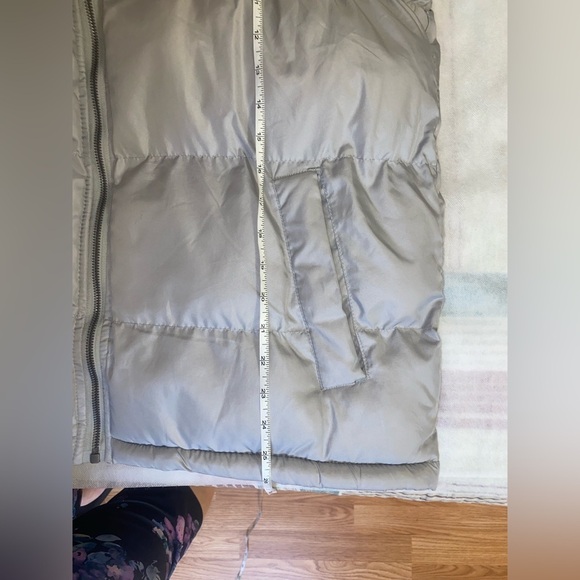 USPA Gray Puffer Vest with Hood - Picture 7 of 7